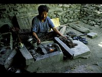 2003-L-I-Chilling-06  Chilling  Die Gold- & Kupferschmiede hat sich schon vor 350 Jahren in Chiling angesiedelt.