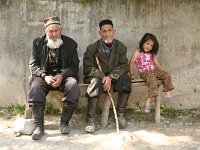 07-Arslanbob-20-Wartenauf