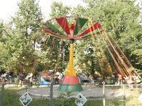 10-Bischkek-10a-Kettenkarussel