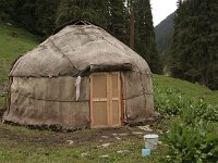 02-YetiUguz-09-Jurte