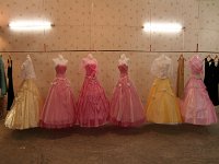 01-Tamchy-09b-Hochzeitskleider