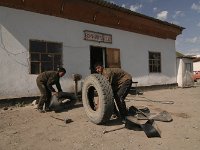 06-Sued-09-Reifenpanne