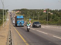 1805-grosse-Strasse-Verkehr