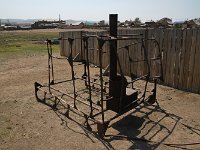 dd-319  Eisschlitten mit Ofen zum Eisfischen