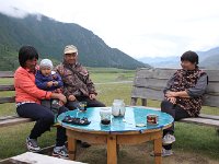 04-031-ehem-Lehrerin-Tochter-Enkelin-Ziegenhirte-IMG 7247