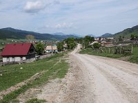 05-047-Turata-IMG 7573  Ort Turata | insbesonderen in den Orten sind die Straßen besonders schlecht