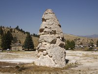 yellowstone-mammoth-hot-spring-01  Mammoth Hot Spring Old Geysir
