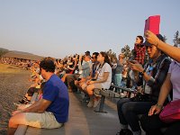yellowstone-old-faithfull-geysir-04  Old faithfull Geysir Zuschauer